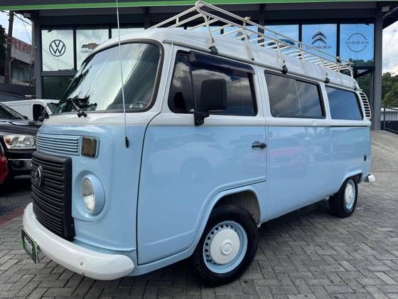 VOLKSWAGEN KOMBI 1.4 MI STD LOTAÇÃO 8V FLEX 3P MANUAL